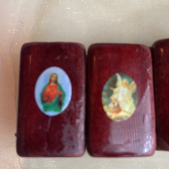 Catholic icons wooden bracelet - Picture 3 of 7